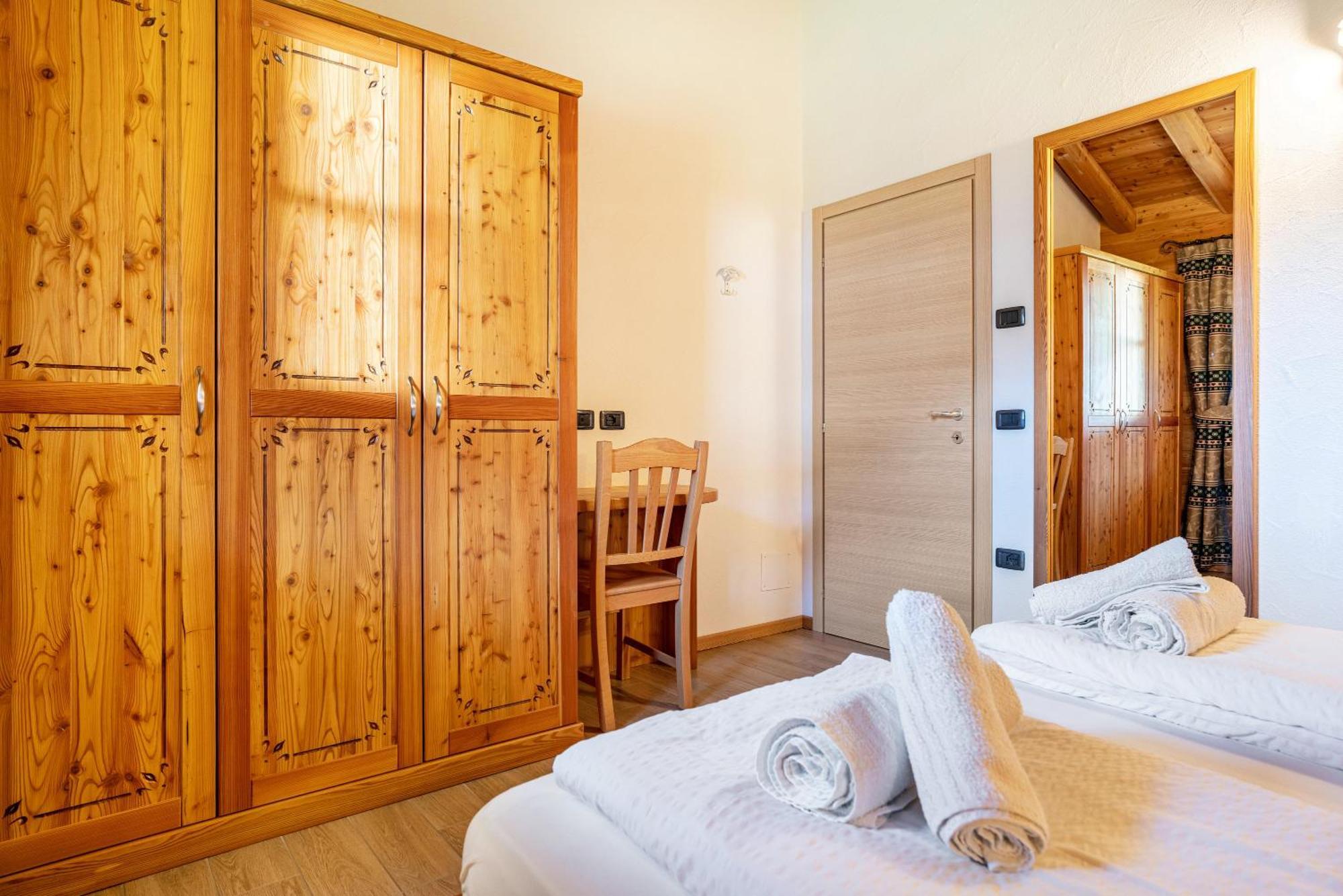 Villa Chalet Camping Fae 3 à Madonna Extérieur photo